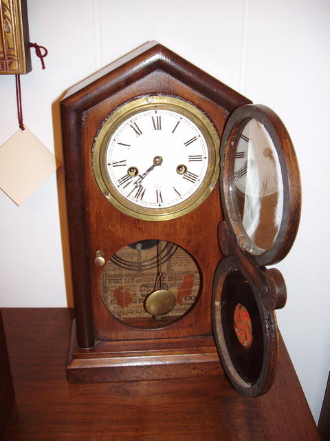 8 day mantle clock
