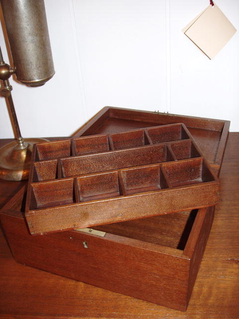 Jewelry box