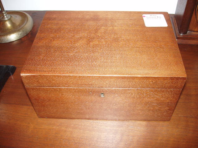 Jewelry box