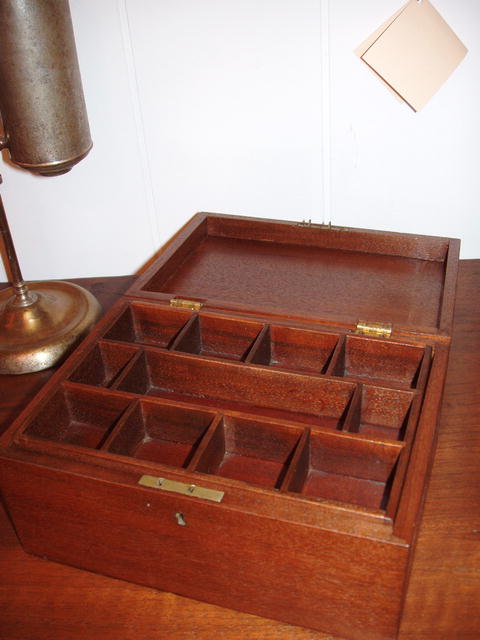 Jewelry box