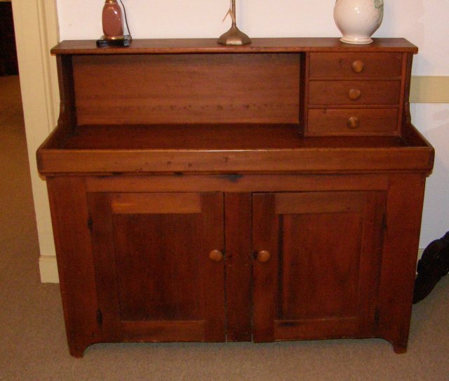 Poplar Dry Sink with Backsplash