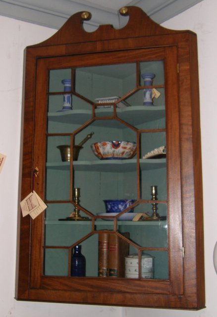 Mahogany Hanging Corner Cupboard