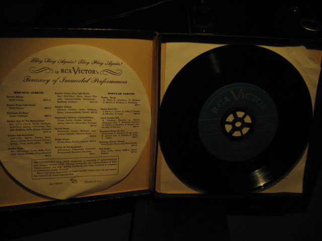 Wayne King Plays Irving Berlin 45 RPM Record Set in original case