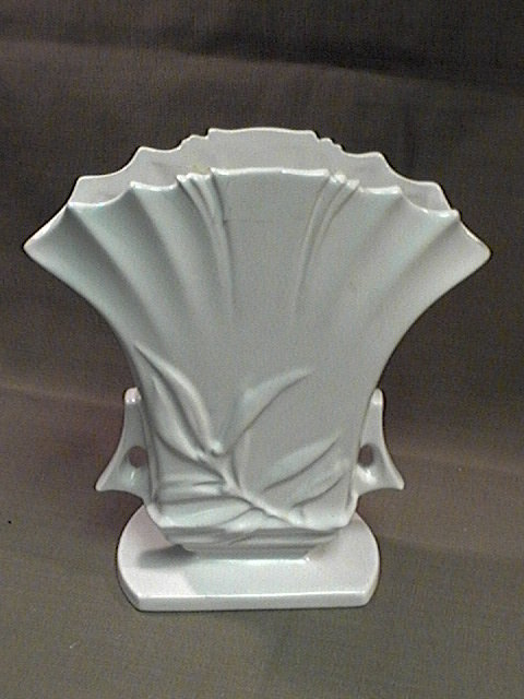Roseville Vase 934-8