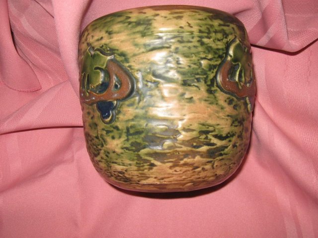 Roseville Jardiniere 591-6