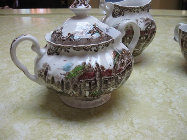 Covered Sugar Bowl