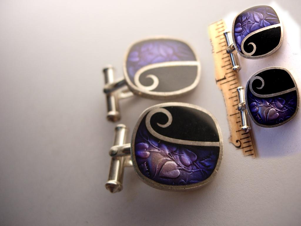 Gorgeous Sterling Enamel Signed Cufflinks Modernist relief