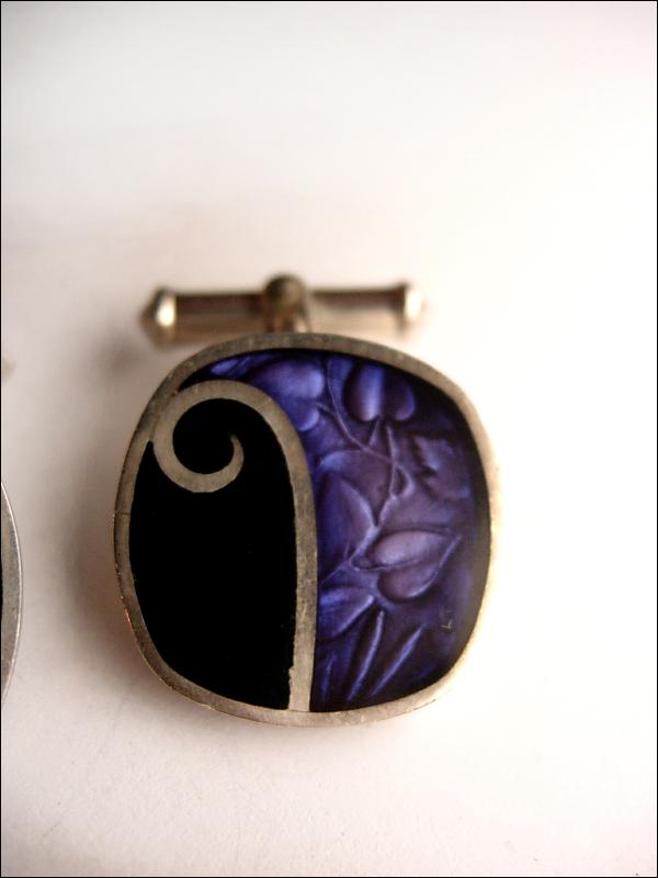 Gorgeous Sterling Enamel Signed Cufflinks Modernist relief