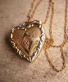 antique Victorian mixed metal Sweetheart Heart Locket Necklace