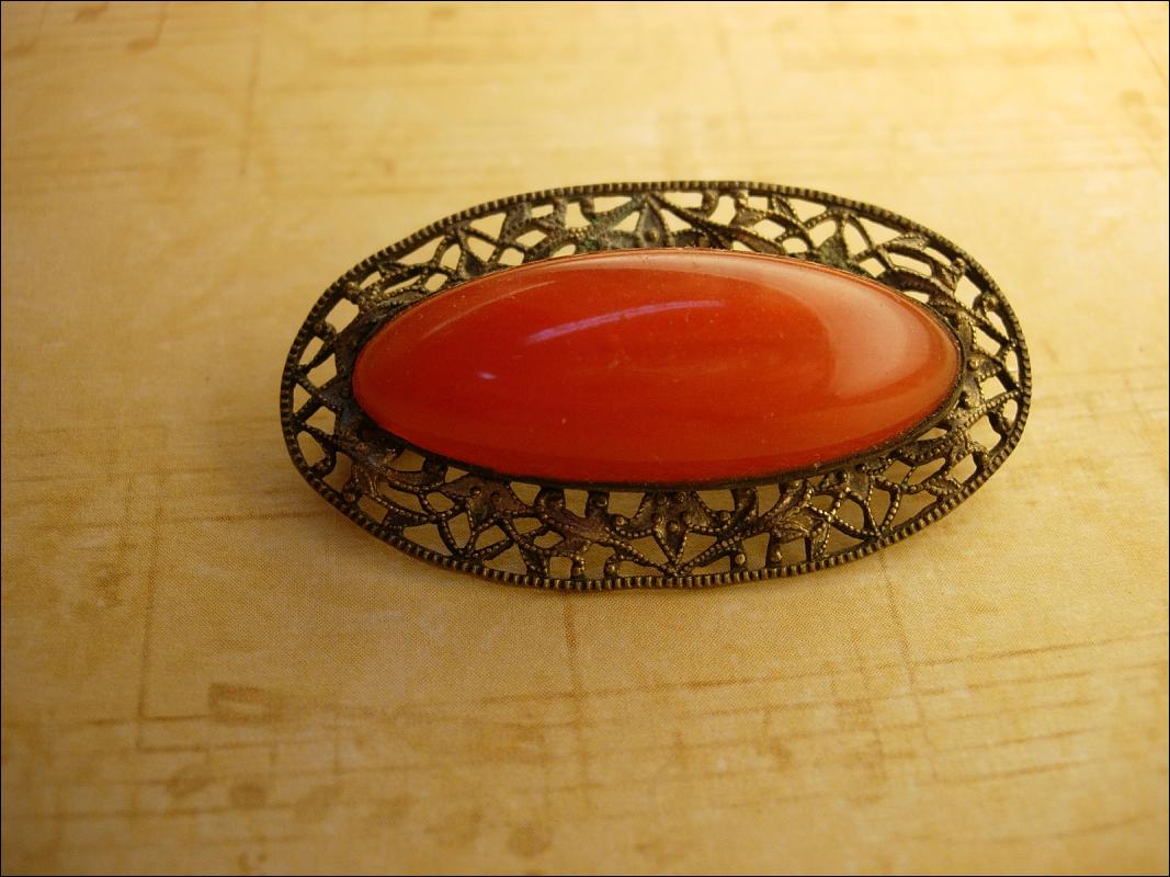 Antique Carnelian Filigree cabochon brooch