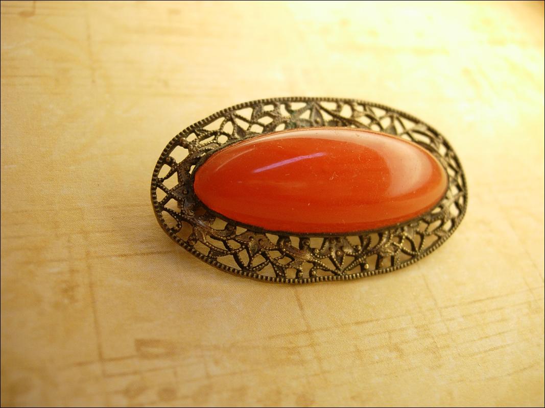 Antique Carnelian Filigree cabochon brooch
