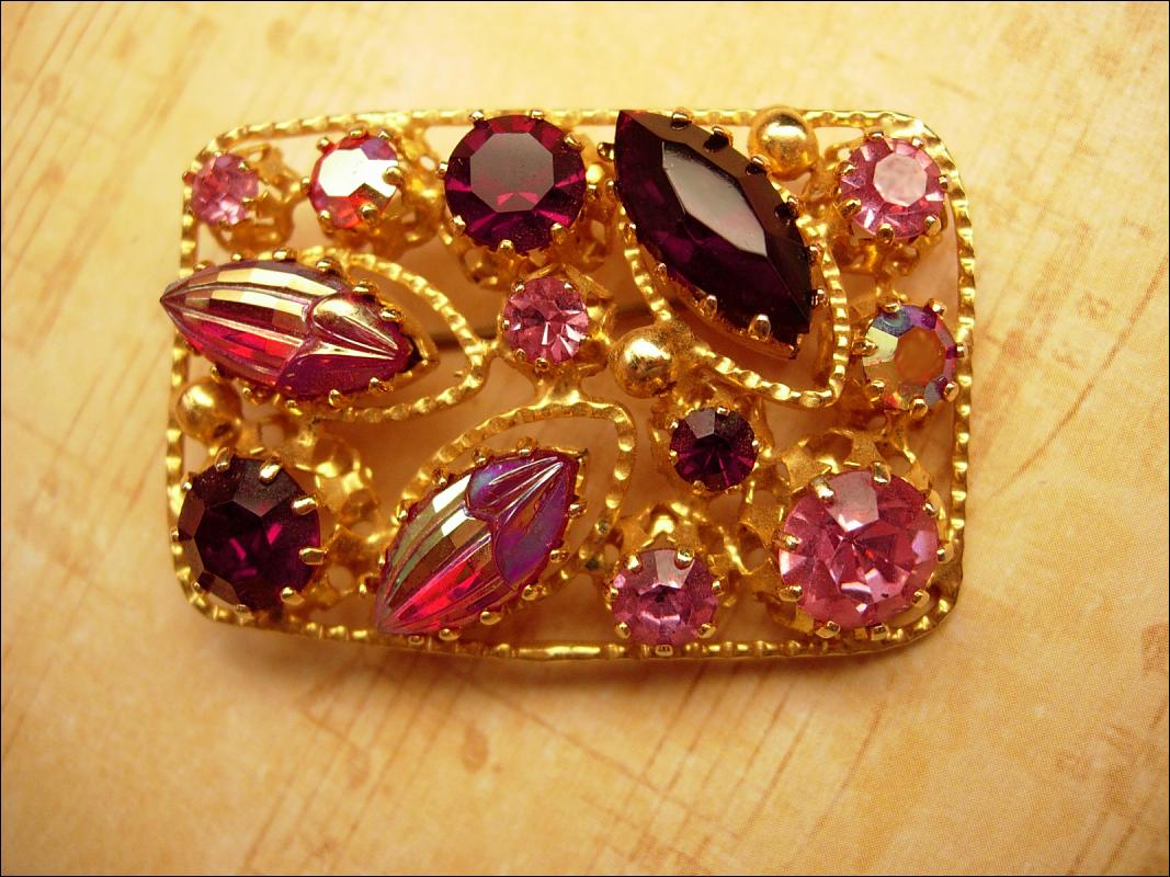 GORGEOUS Vintage PINK Fruit salad open work brooch