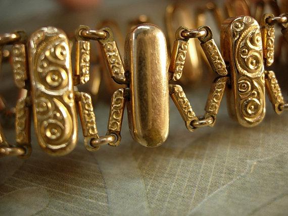 ANtique Rose gold Victorian bracelet Heart locket bracelet mixed metal gold filled charm bracelet