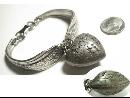 Ornate Heirloom Victorian puffed Sweetheart charm bracelet