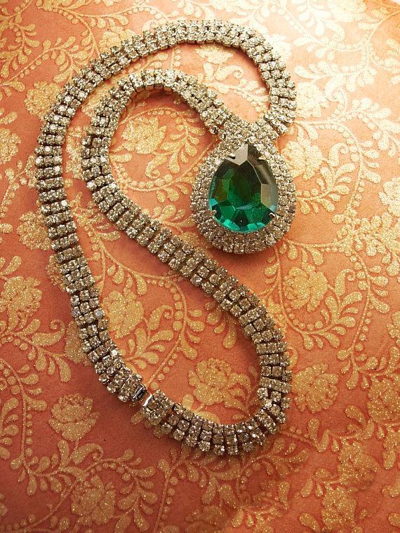 VIntage Dramatic HUGE Rhinestone drop necklace hundreds of rhinestones Faux Emerald