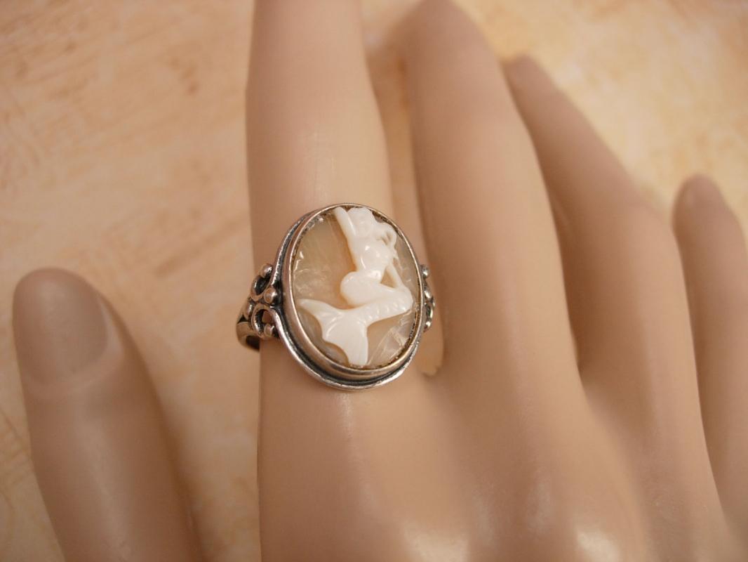 Vintage Sterling Mermaid Cameo Ring Fancy setting hallmarked Mythical Nude Goddess siren