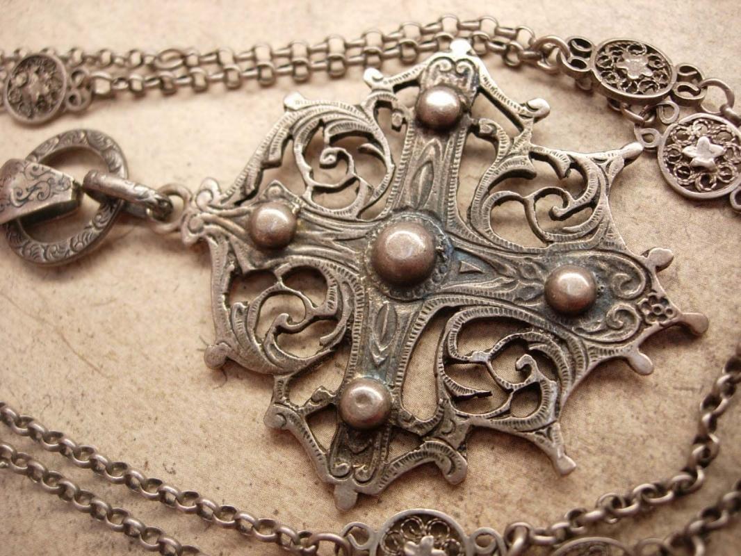 Vintage Sterling Peruzzi Gothic Cross necklace Long ornate silver chain signed medieval cross pendant