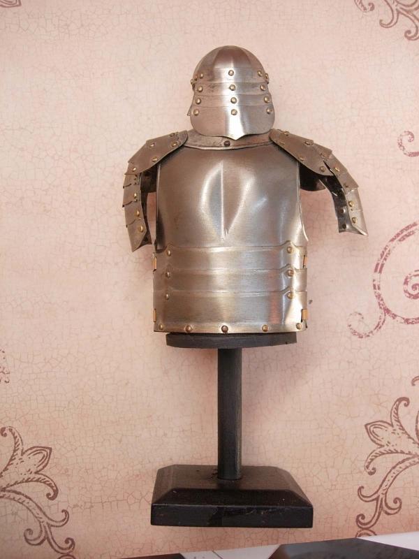 Vintage Military pol zbroja husarska Miniature Knight armour Armor ON original stand Medieval