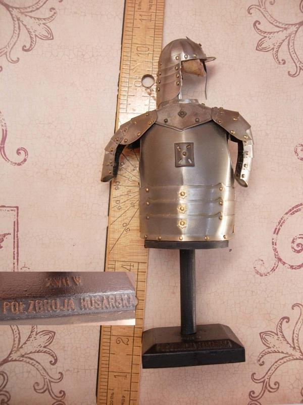 Vintage Military pol zbroja husarska Miniature Knight armour Armor ON original stand Medieval