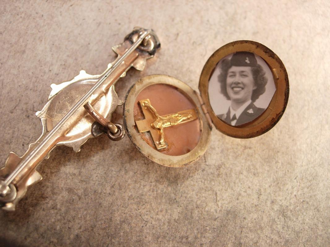Antique Victorian Brooch Locket with religious medal crucifix & military photo with history