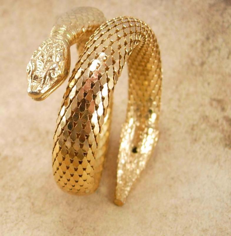 Vintage Signed Whiting and Davis Snake bracelet wide mesh bangle