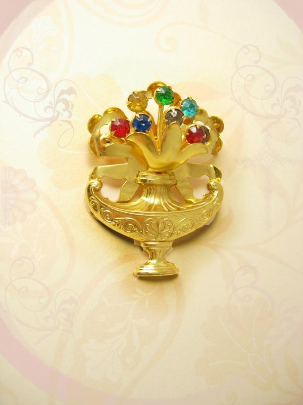 Vintage Victorian Urn rhinestone brooch exotic Arabian 2 handled vase