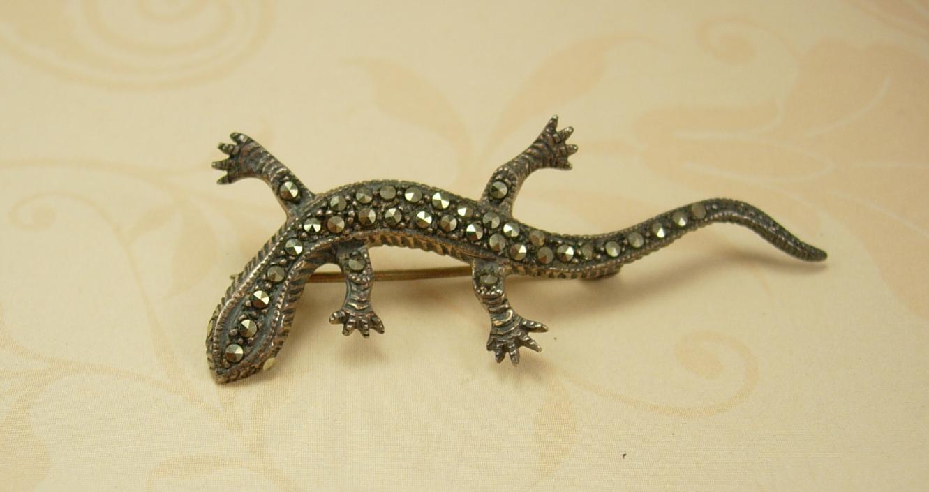 Vintage sterling Gecko lizard brooch loaded with sparkles