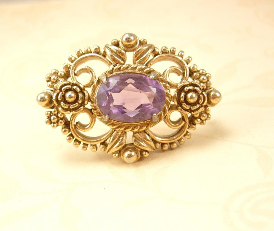 Vintage Victorian brooch PURPLE open back stone Rich detail