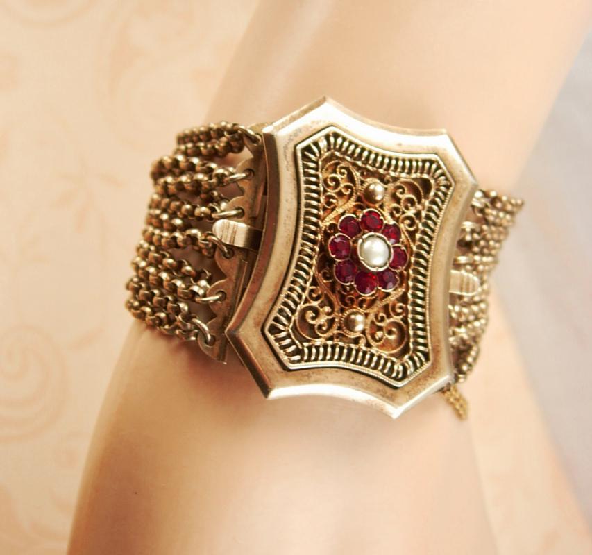 Antique 1800's sterling austro Hungarian Bracelet hallmarked garnets and pearls