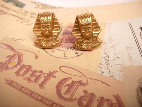 assemblage Egyptian revival cufflinks