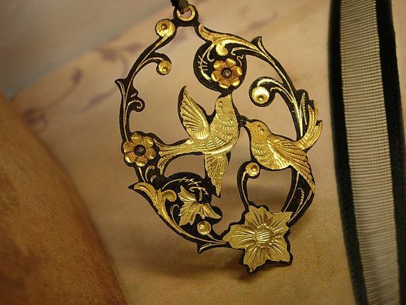 ANtique Saint de' espirit Necklace Holy dove in gold and japanned black metal