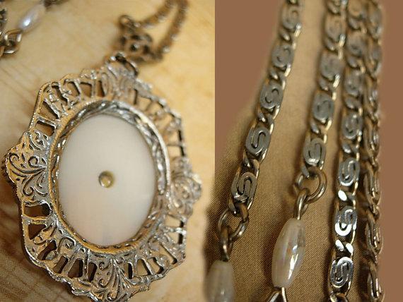 Vintage Deco Style MOP necklace with marcasites and faux pearls