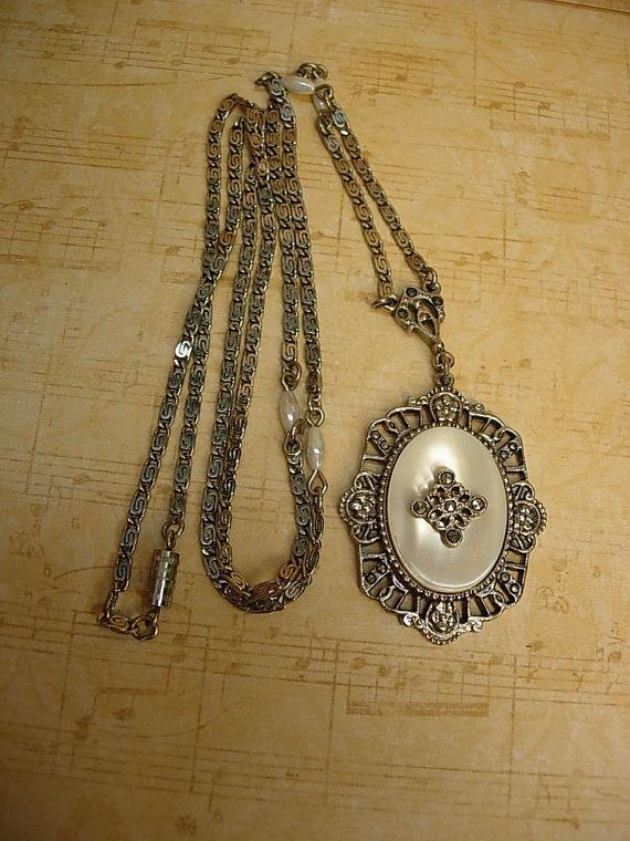Vintage Deco Style MOP necklace with marcasites and faux pearls