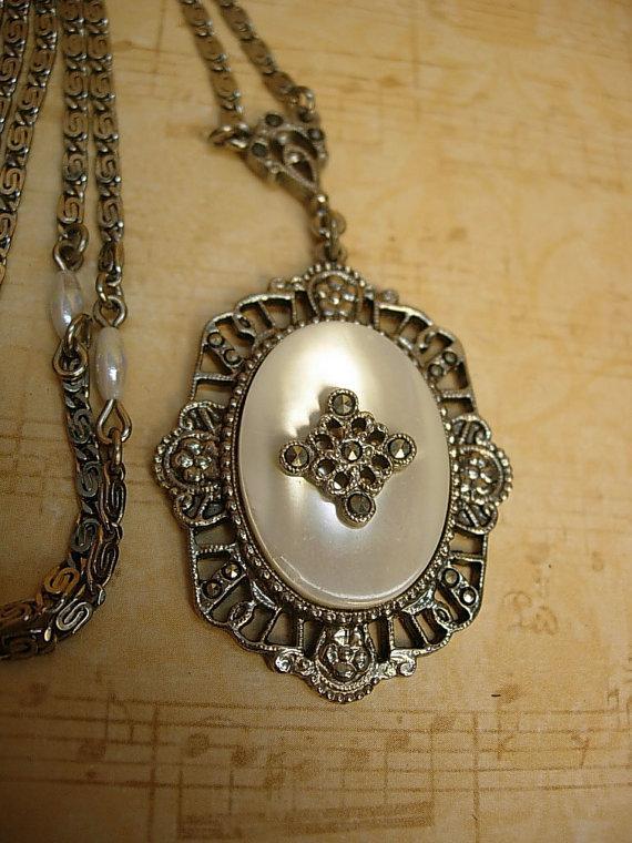 Vintage Deco Style MOP necklace with marcasites and faux pearls