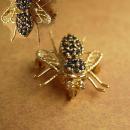 Vintage sapphire fly brooch 10kt gold with diamond eyes pendant too
