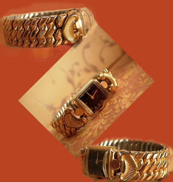Art deco Rose gold filled wide Wristwatch Lady Elgin... IT works too
