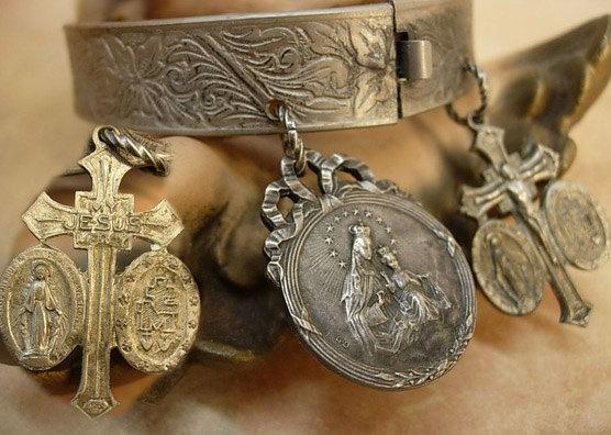 Victorian Religious Charm Bracelet bangle french Ave Maria sacred heart medals