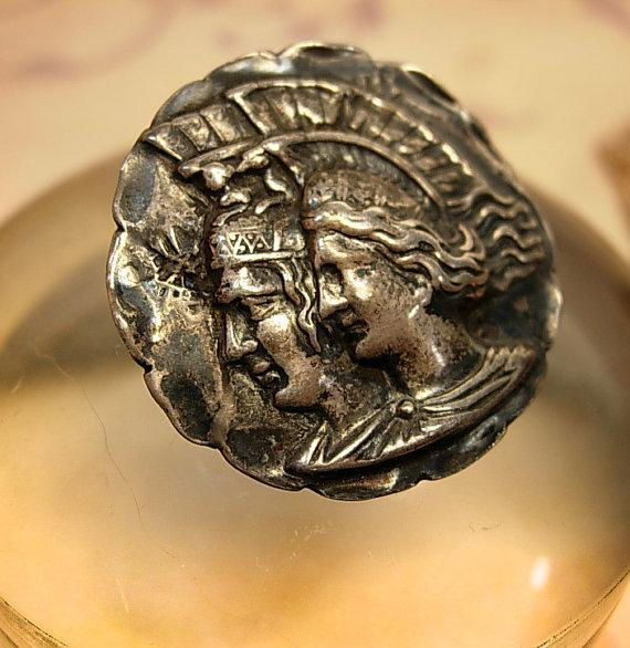 ANtique Love Token sterling brooch King and Queen