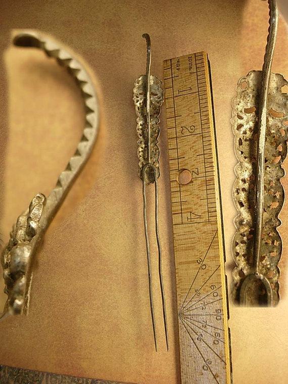 ANtique Chinese Hair pin with insects and lotus flower and dragonflies