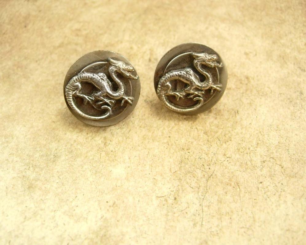 Vintage Chinese Dragon earrings oriental clip on Asian creatures