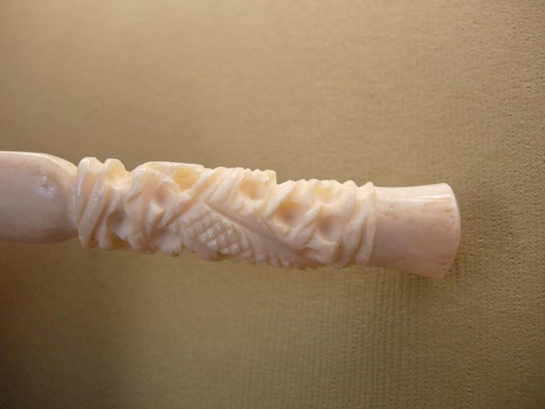 Antique Chinese carved Ivory dragon cigarette holder
