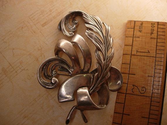 HUGE sterling feather Brooch Musketeers or Gothic Hallmarked