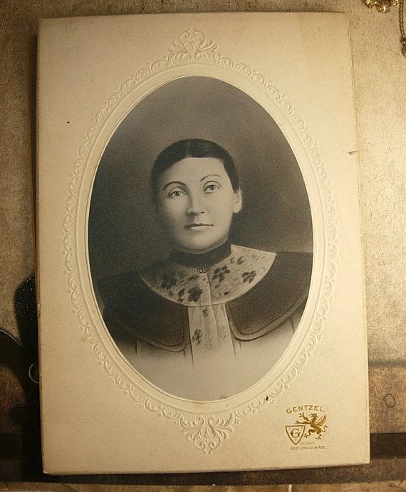 1800's antique photo Young woman with make up and brooch Folk art Flair cabinet card photo