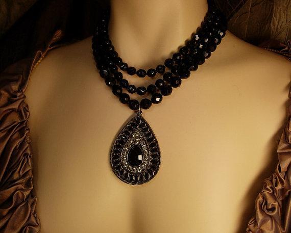 Black glass Vampire Goth necklace huge rhinestone drop 3 strand glass beads