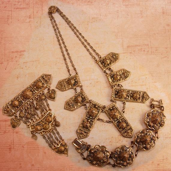 Vintage Fabulous ETRUSCAN Parure NEcklace Brooch and bracelet Signed Etrusceana