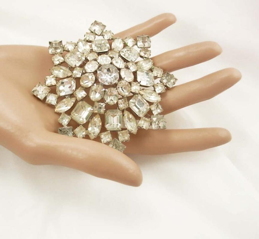 HUGE Vintage Kramer BRooch Signed Rhinestone star statement brooch