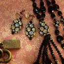 Vintage Hattie Carnegie Necklace earrings rhinestone egg BLack flapper glass beads