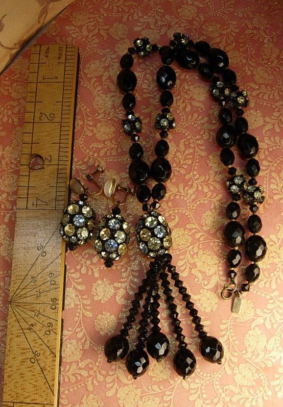 Vintage Hattie Carnegie Necklace earrings rhinestone egg BLack flapper glass beads