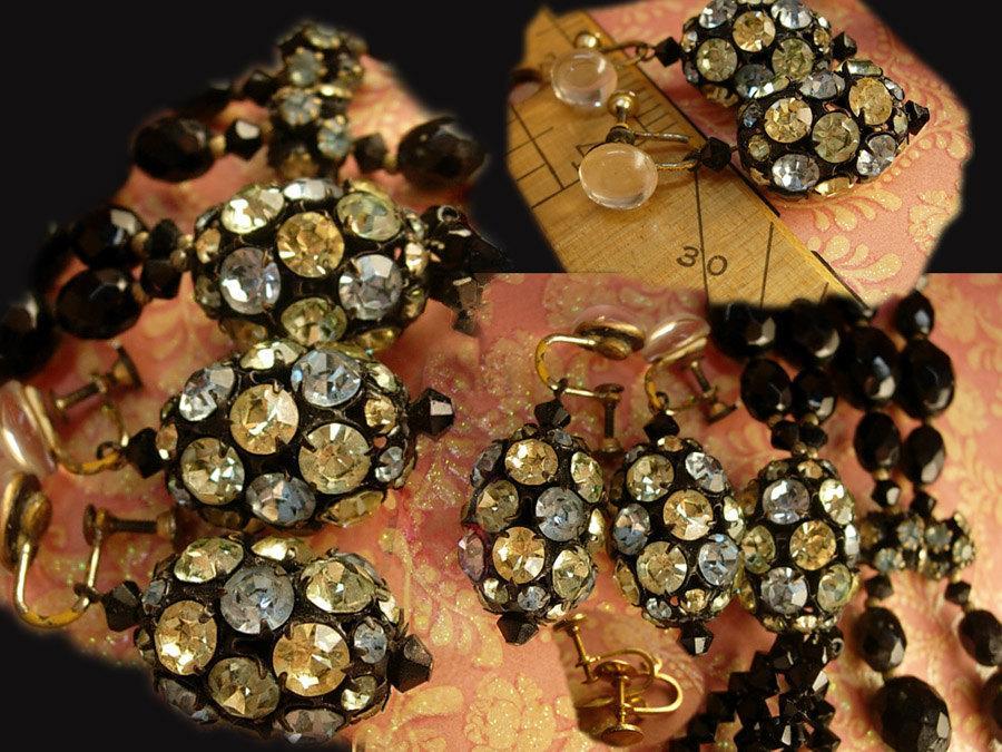 Vintage Hattie Carnegie Necklace earrings rhinestone egg BLack flapper glass beads