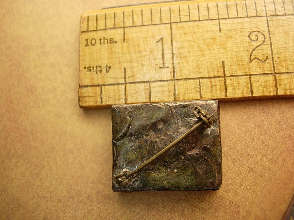 Victorian Memento mori Brooch Mourning flower